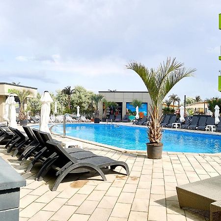 Sun Fantasea Apartment Spa N Pool Beach Resort Navodari Exterior photo